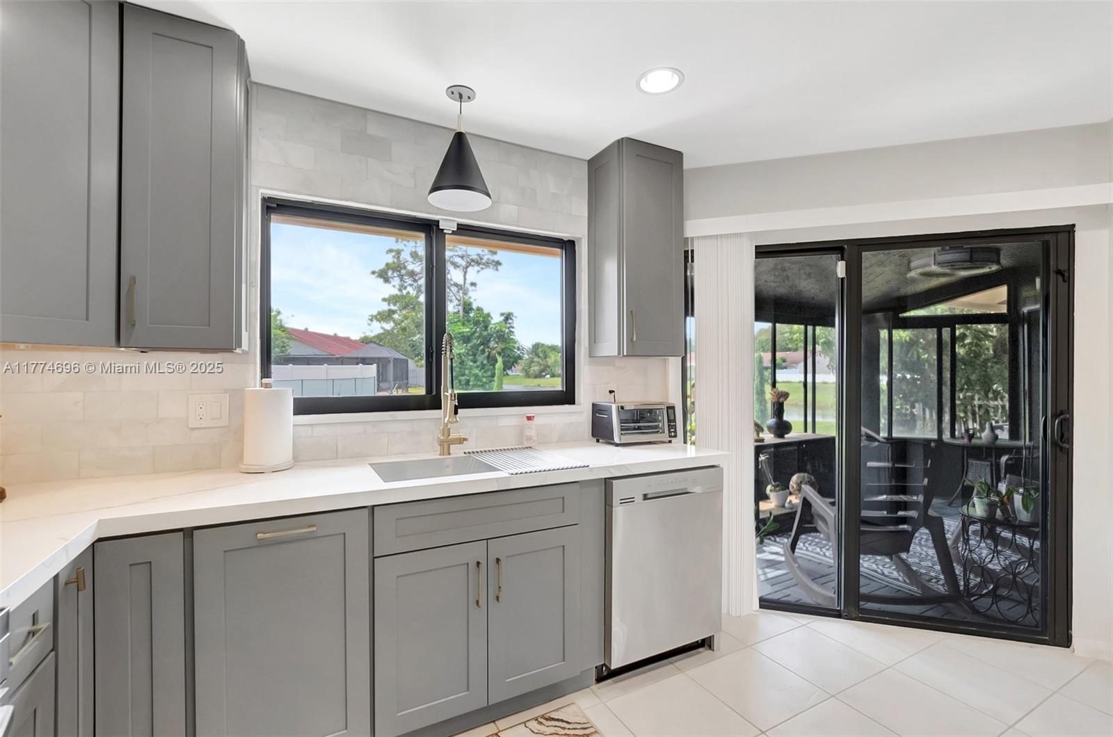 9640 Golf State Park Way Boca Raton, FL 33428 - Photo 17 of 45