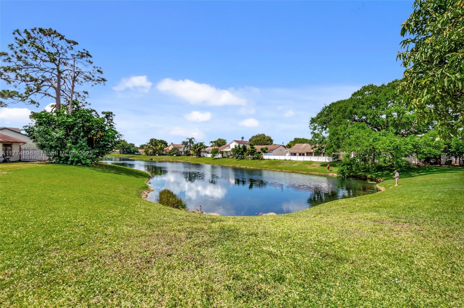 9640 Golf State Park Way Boca Raton, FL 33428 - Photo 35 of 45