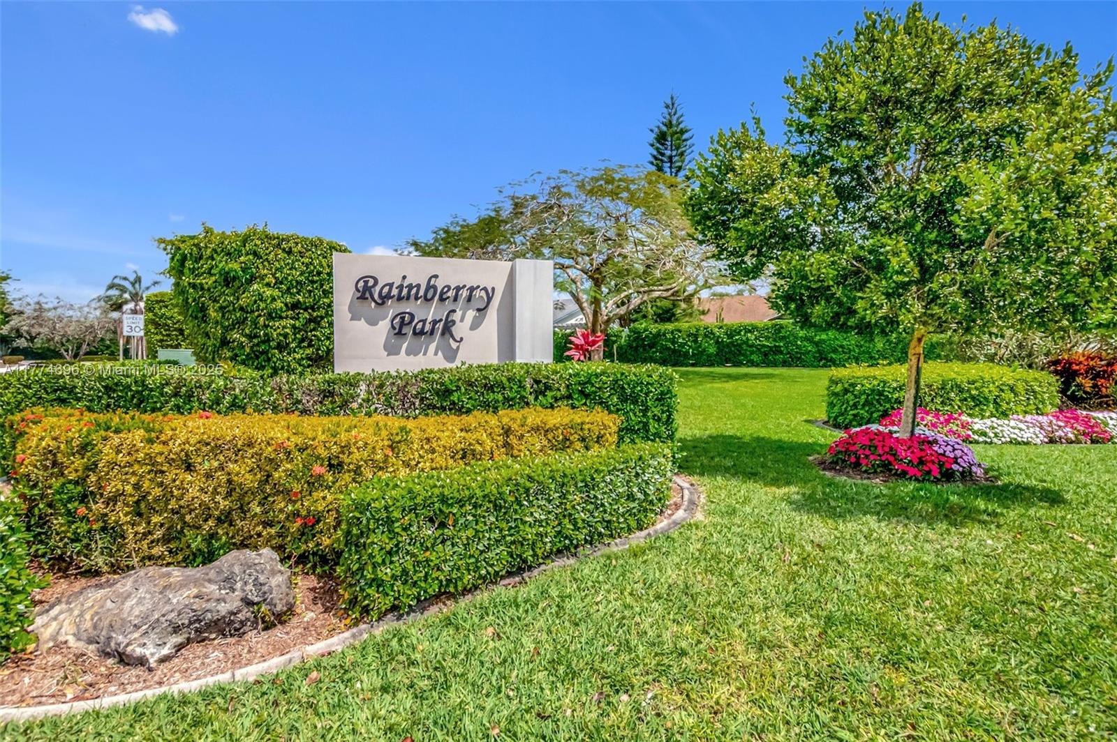 9640 Golf State Park Way Boca Raton, FL 33428 - Photo 37 of 45