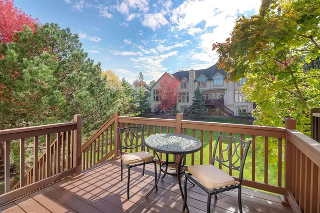 $3,700 | 961 West Spencer Court, Unit 961, Palatine, IL 60067