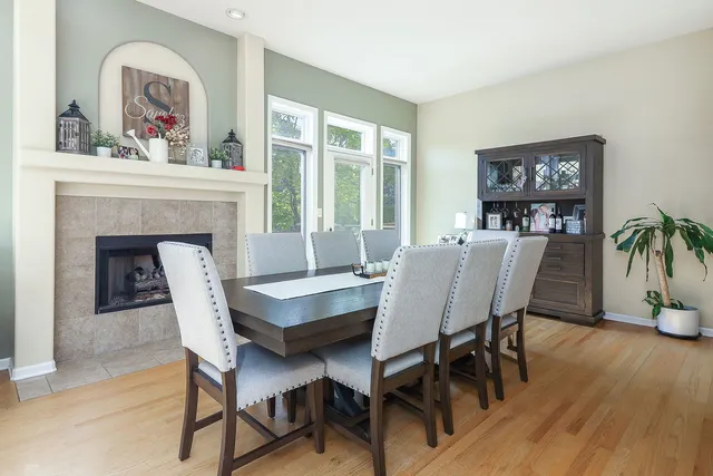 $3,700 | 961 West Spencer Court, Unit 961, Palatine, IL 60067