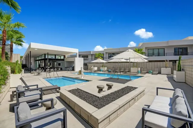 $5,500 | 438 Huddle Spgs Way, Palm Springs, CA 92264