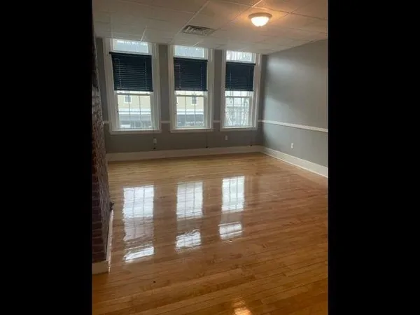 $1,895 | 60-64 High Street, Unit 1, Somersworth, NH 03878