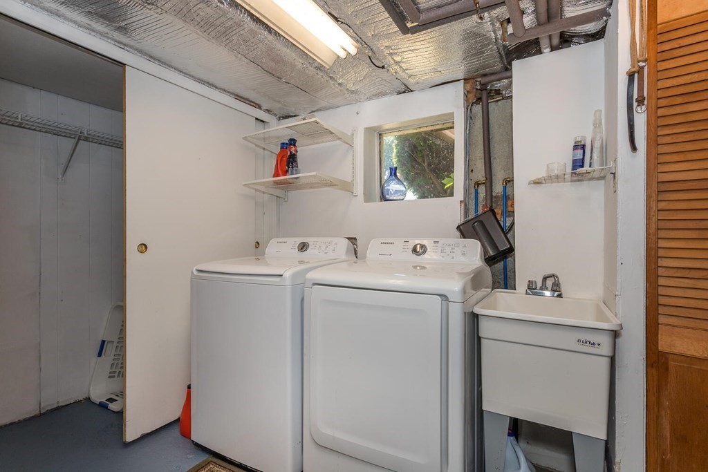 26 Oakwood Road Quincy, MA 02169 - Photo 19 of 42