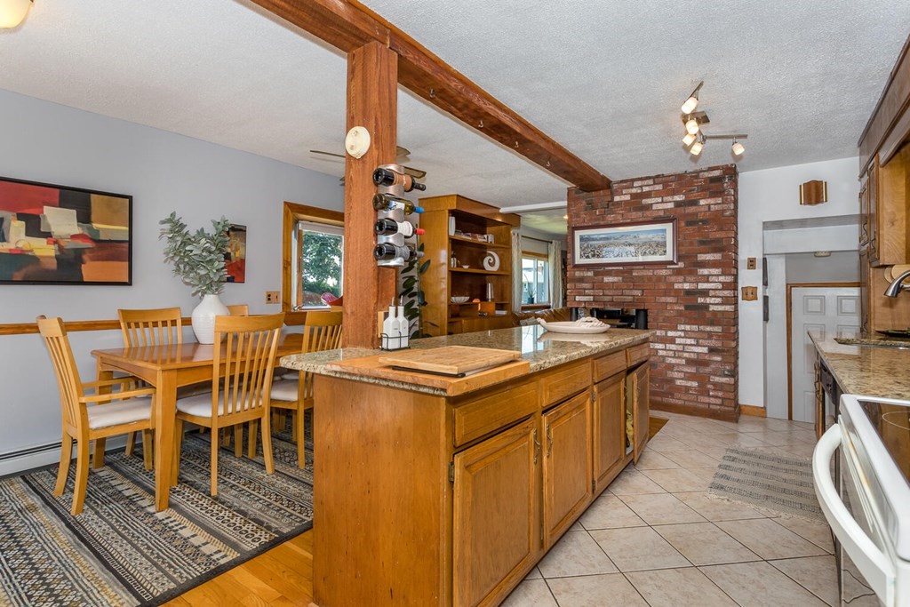 26 Oakwood Road Quincy, MA 02169 - Photo 10 of 42