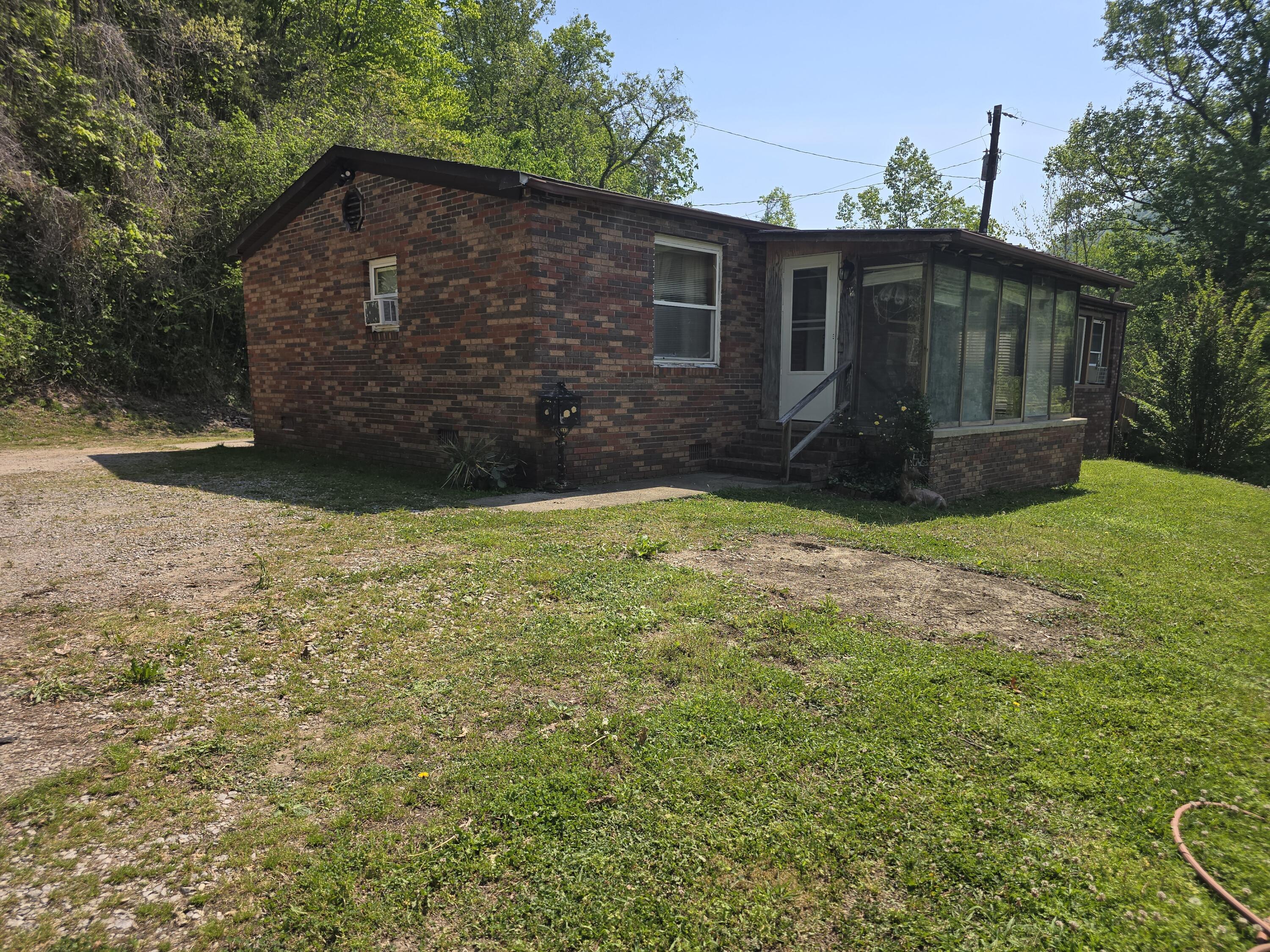 391 Rose Road Pineville, KY 40977 - Photo 22 of 32 20260424_113309