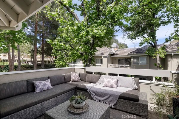 $599,999 | 23971 Arroyo Park Drive, Unit 79, Valencia, CA 91355