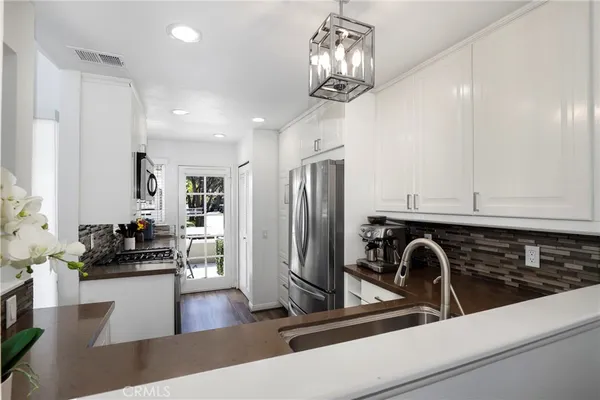 $599,999 | 23971 Arroyo Park Drive, Unit 79, Valencia, CA 91355