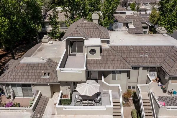 $599,999 | 23971 Arroyo Park Drive, Unit 79, Valencia, CA 91355