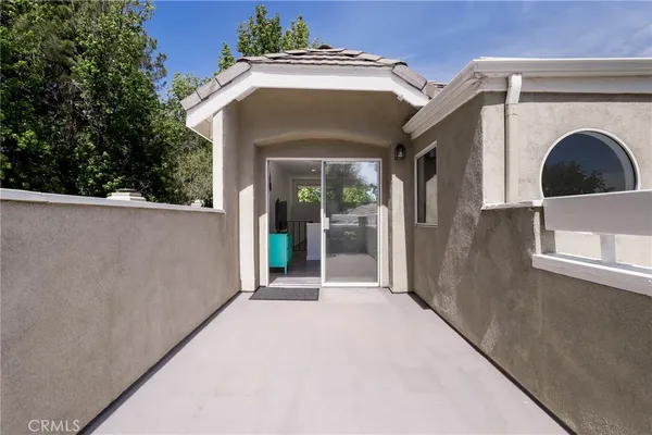 $599,999 | 23971 Arroyo Park Drive, Unit 79, Valencia, CA 91355