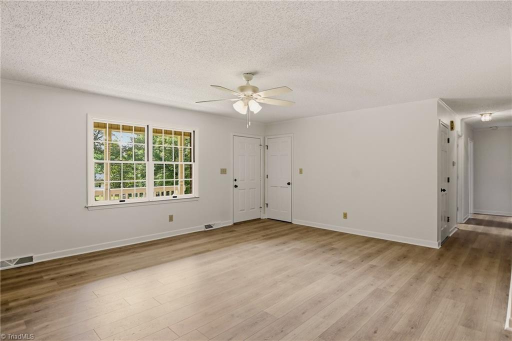 5958 Hauser Farm Road Pfafftown, NC 27040 - Photo 7 of 38 Gallery Image 7