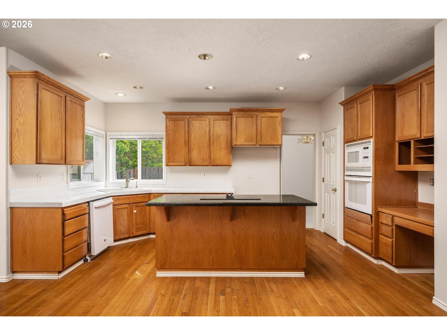 16775 Southwest Springwater Lane Beaverton, OR 97006 - Photo 14 of 47