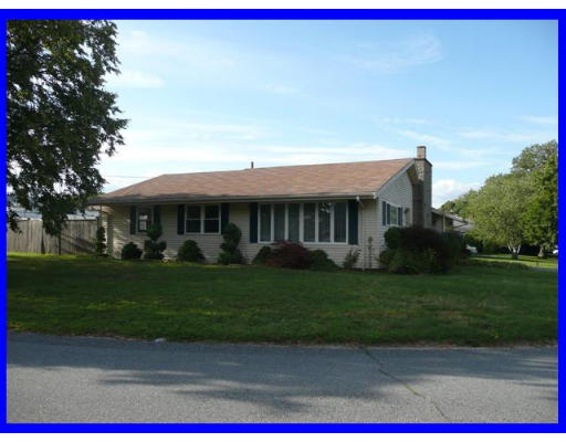 304 Mohawk Road Somerset, MA 02726 - Photo 1 of 12 Gallery Image 1