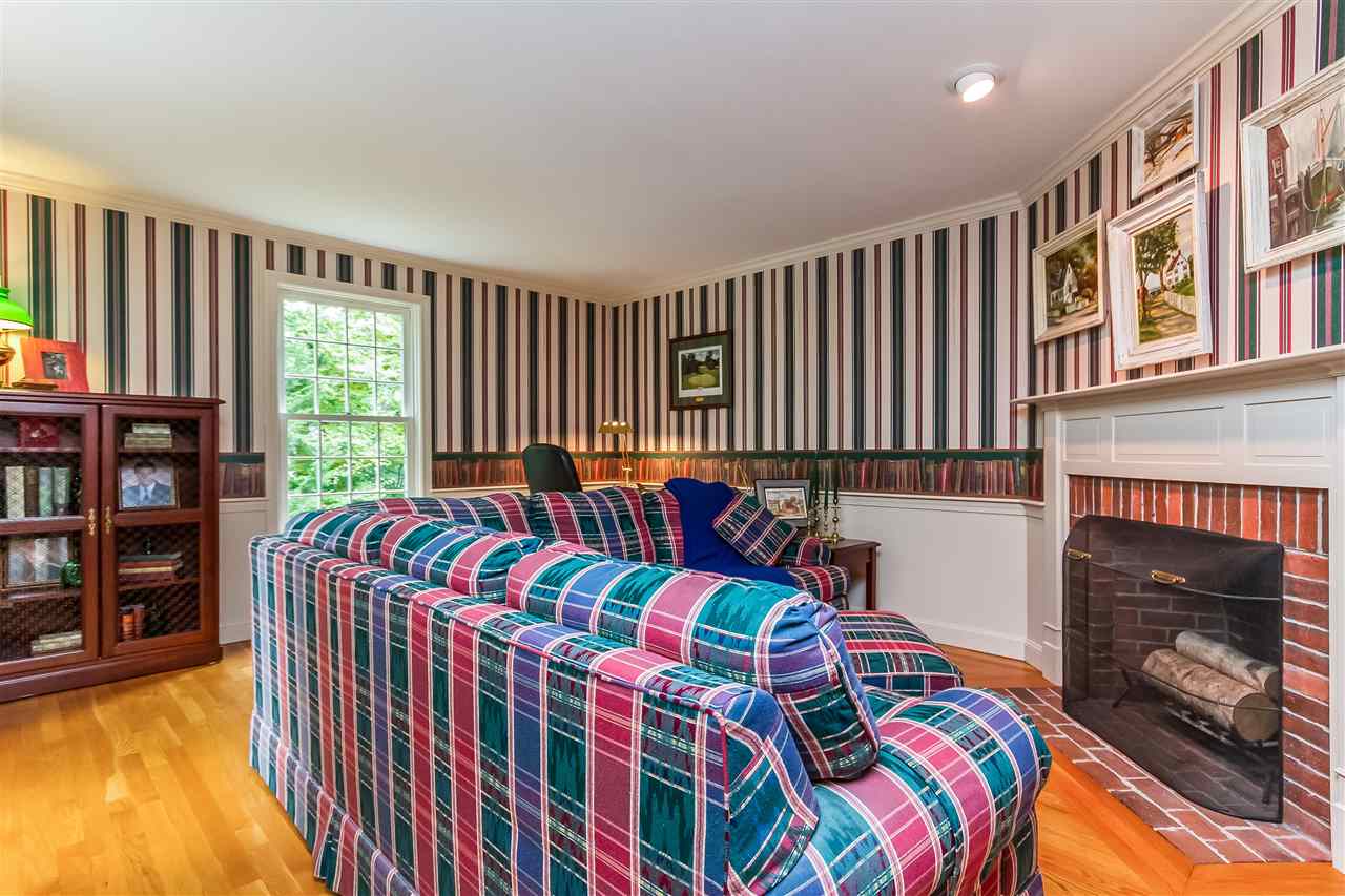 15 Flintlock Road Bedford, NH 03110 - Photo 18 of 39