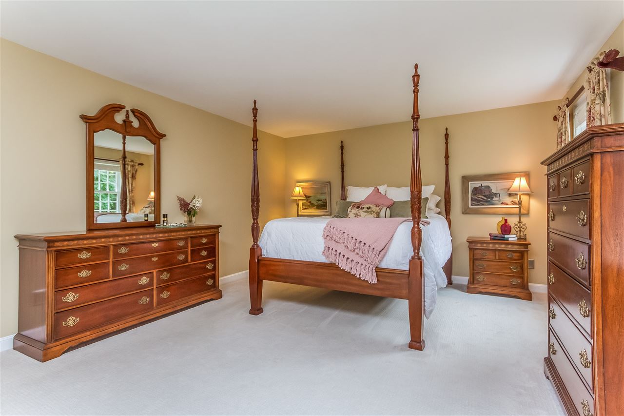 15 Flintlock Road Bedford, NH 03110 - Photo 22 of 39