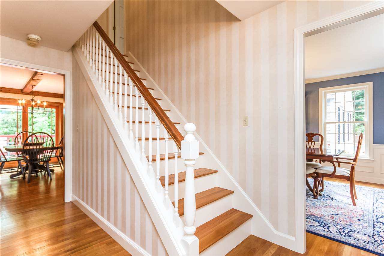 15 Flintlock Road Bedford, NH 03110 - Photo 5 of 39