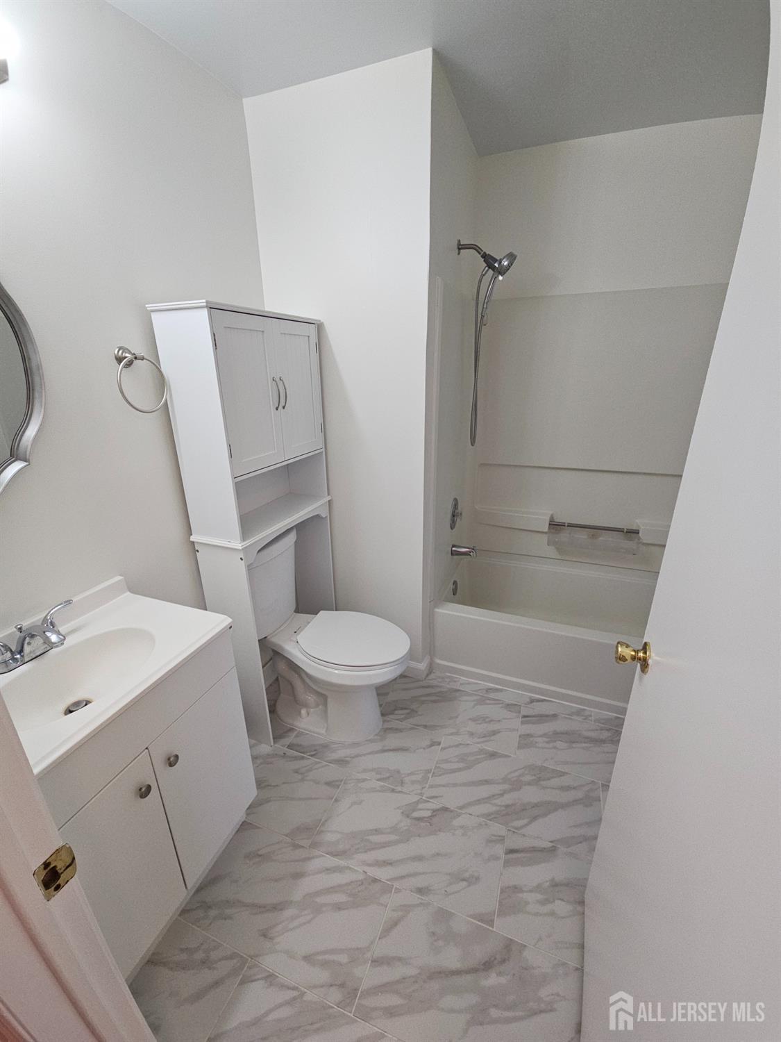 1226 Edpas Road New Brunswick, NJ 08901 - Photo 7 of 21 Gallery Image 7