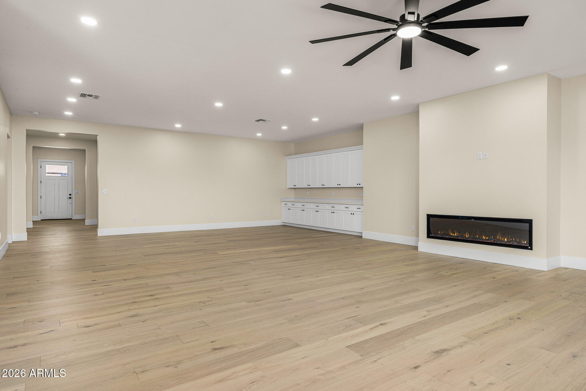 3002 North 53rd Place Phoenix, AZ 85018 - Photo 10 of 46 great room2