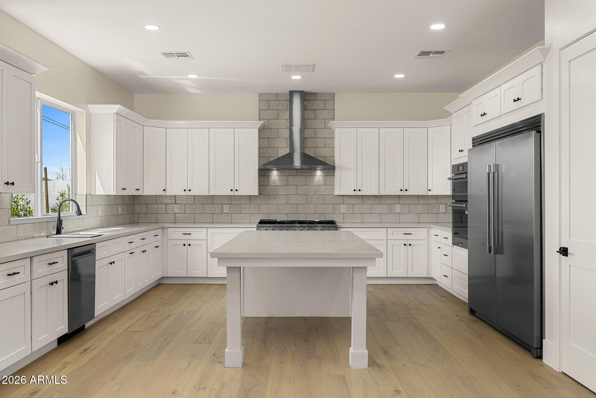 3002 North 53rd Place Phoenix, AZ 85018 - Photo 13 of 46 kitchen