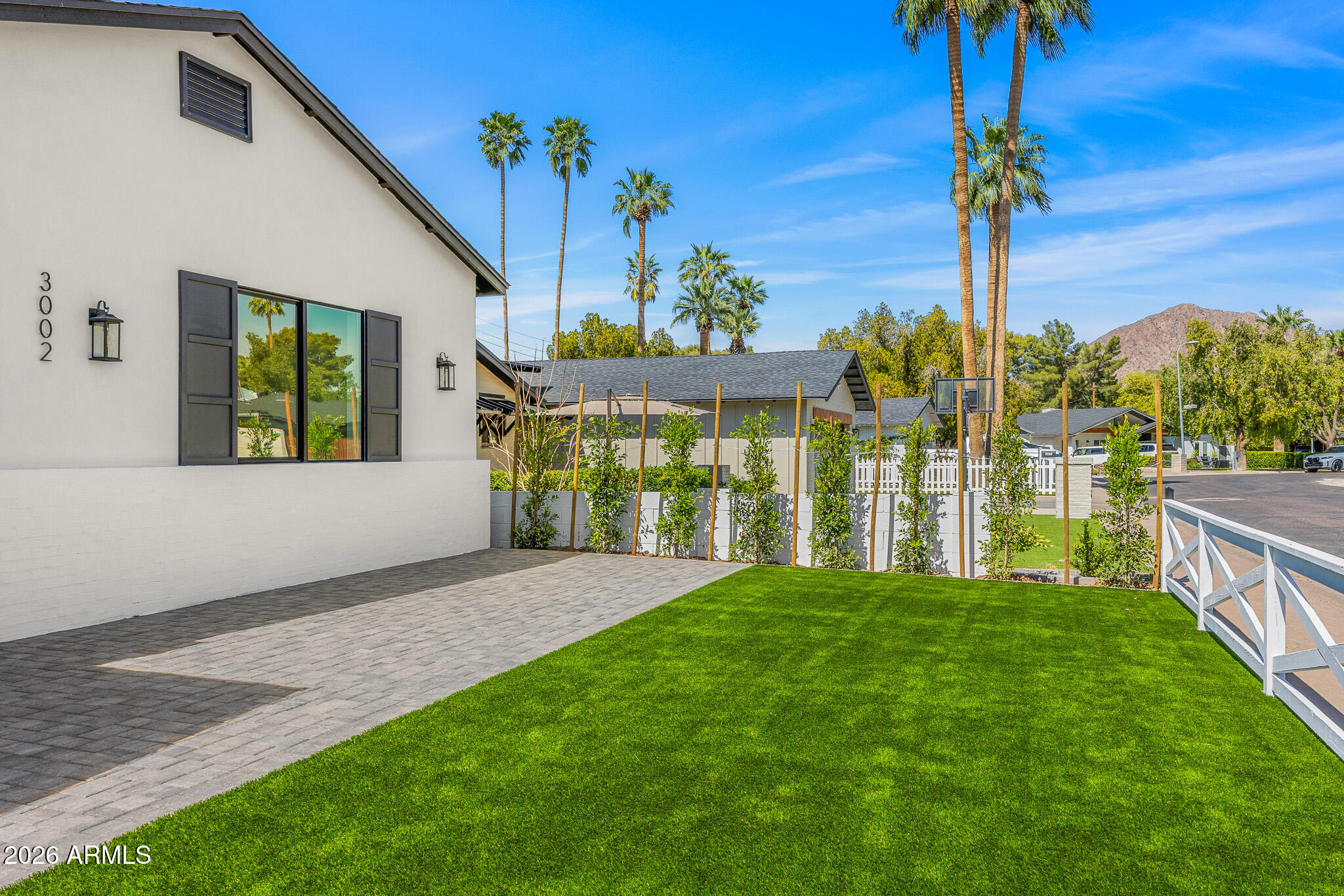 3002 North 53rd Place Phoenix, AZ 85018 - Photo 4 of 46 front patio lounge