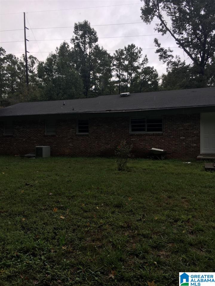 261 Center Point Road Sylacauga, AL 35151 - Photo 3 of 11