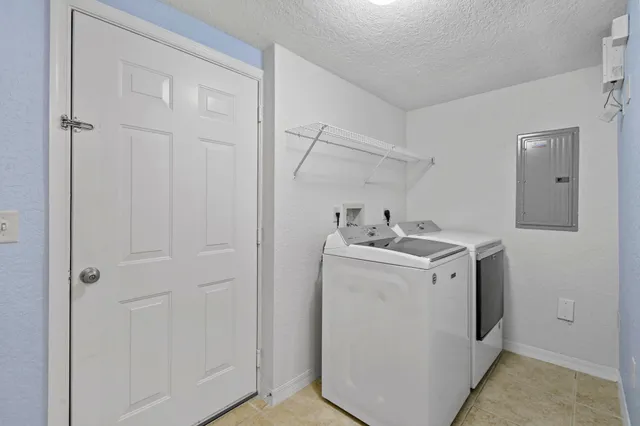 $1,950 | 148 Southwest Peacock Boulevard, Unit 25101, Port St. Lucie, FL 34986