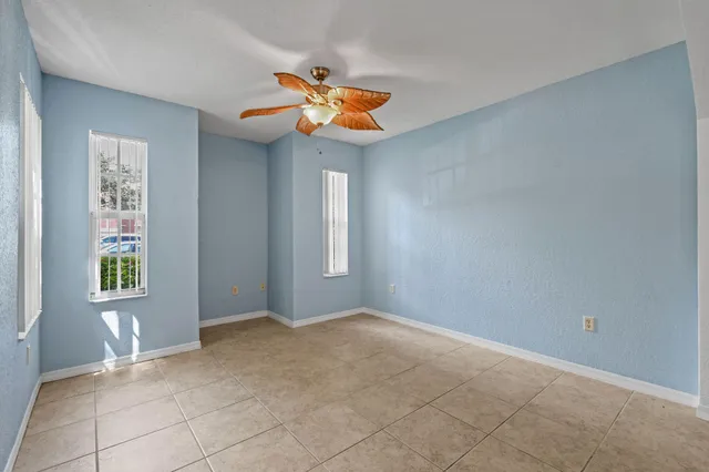 $1,950 | 148 Southwest Peacock Boulevard, Unit 25101, Port St. Lucie, FL 34986