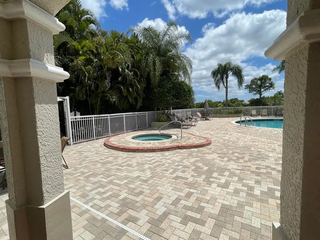 $1,950 | 148 Southwest Peacock Boulevard, Unit 25101, Port St. Lucie, FL 34986