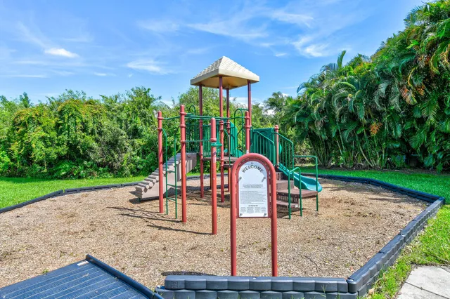 $1,950 | 148 Southwest Peacock Boulevard, Unit 25101, Port St. Lucie, FL 34986