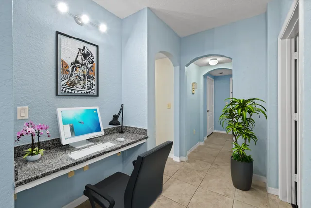 $1,950 | 148 Southwest Peacock Boulevard, Unit 25101, Port St. Lucie, FL 34986