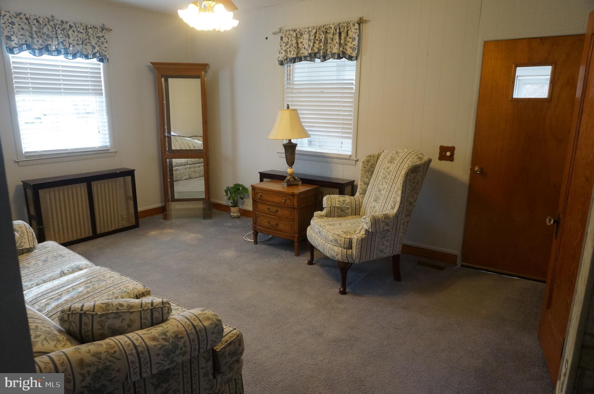 2115 Oak Road Baltimore, MD 21219 - Photo 14 of 29