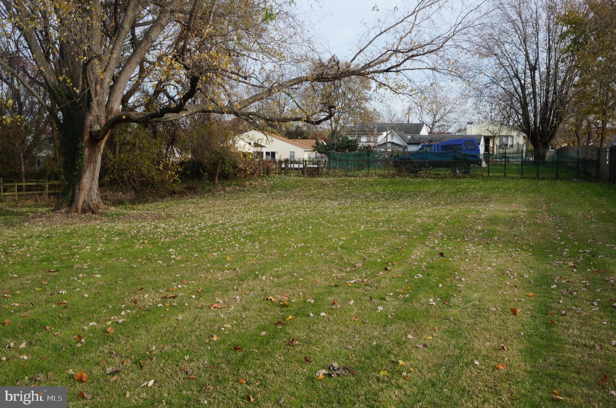 2115 Oak Road Baltimore, MD 21219 - Photo 8 of 29