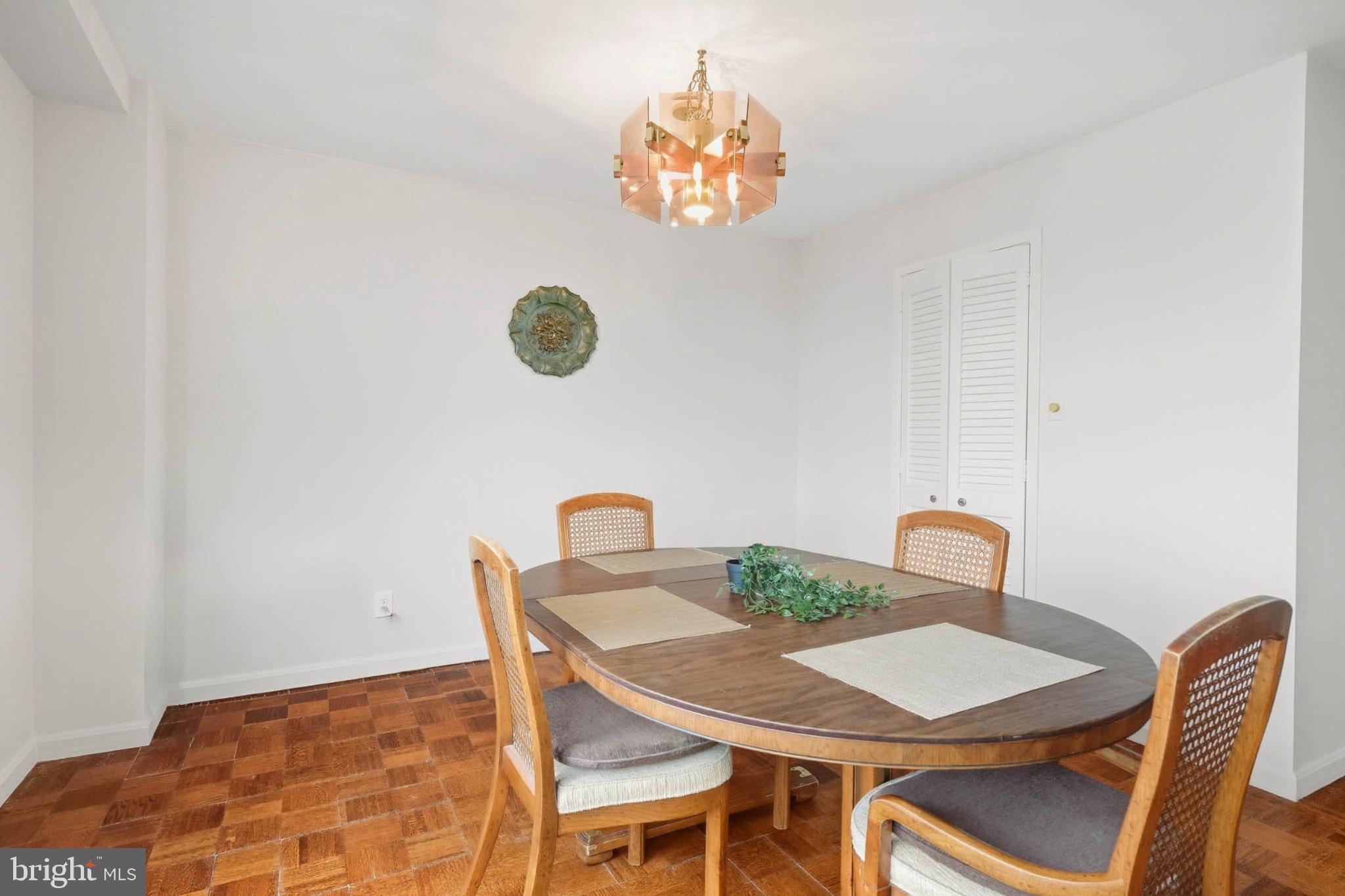 9701 Fields Road, Unit 1705 Gaithersburg, MD 20878 - Photo 16 of 28 Gallery Image 16