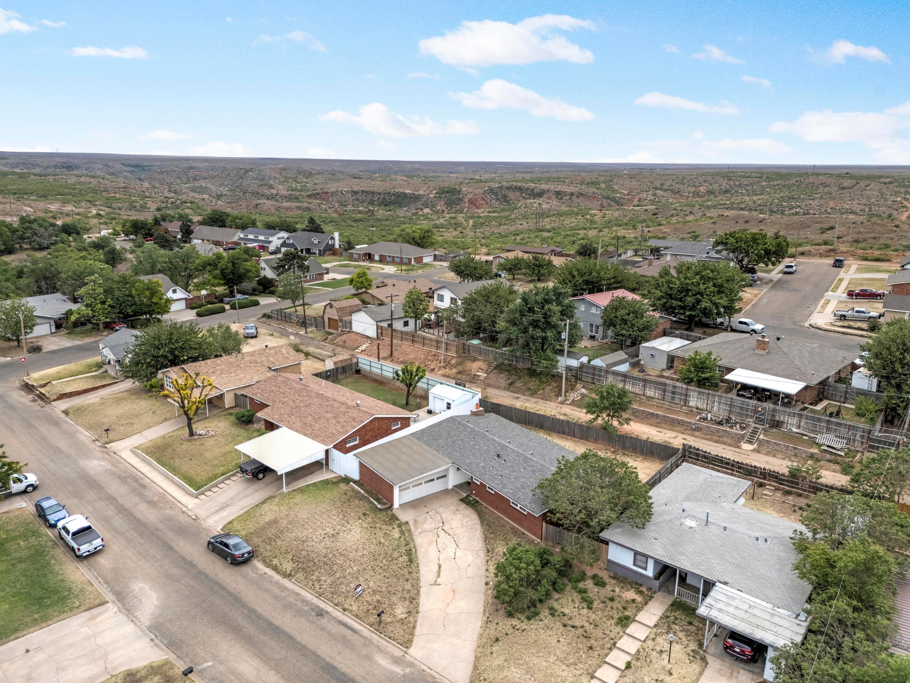 212 Teague Street Borger, TX 79007 - Photo 28 of 30 an aerial view of residential houses with outdoor space