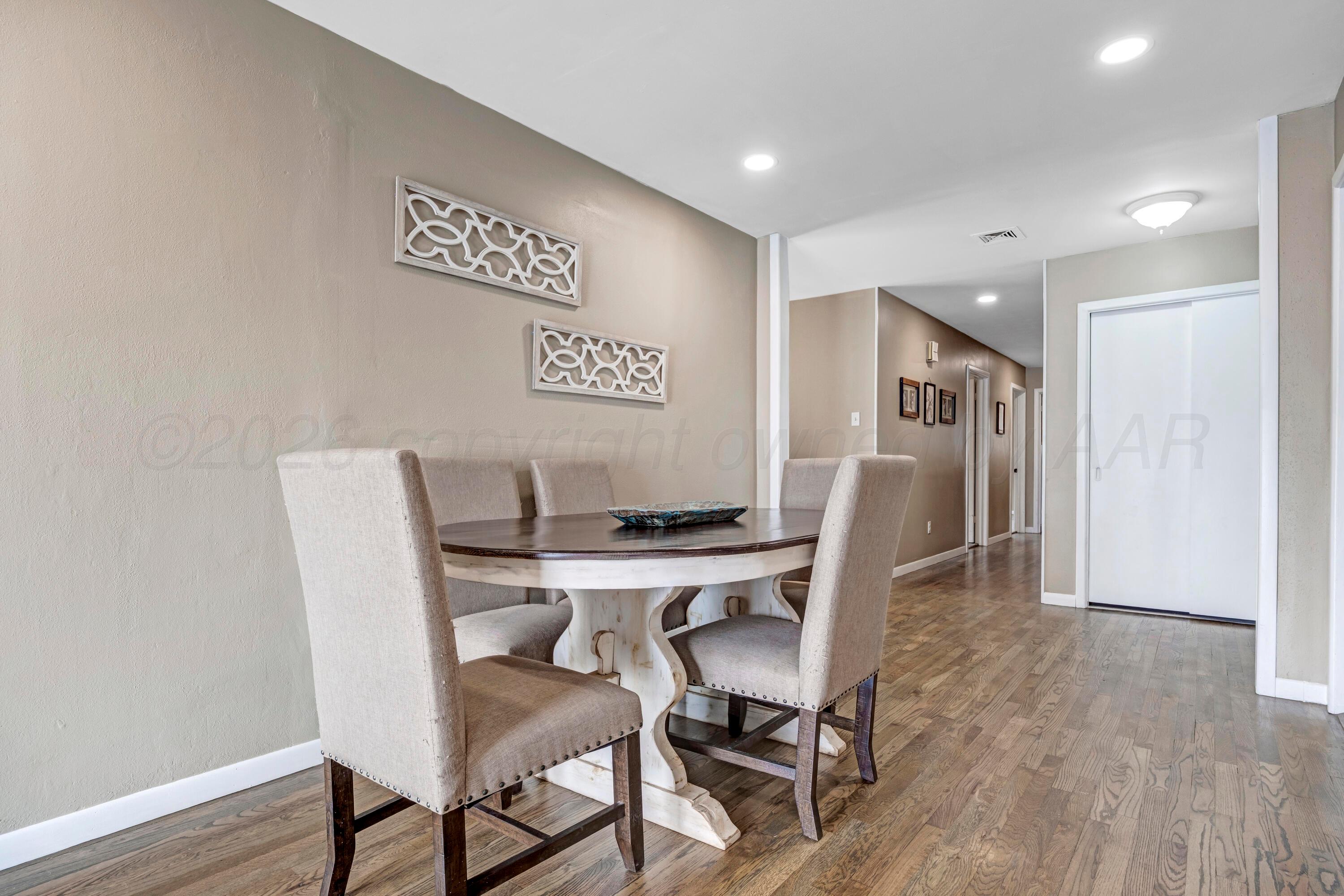212 Teague Street Borger, TX 79007 - Photo 6 of 30 a view of a dining room with furniture