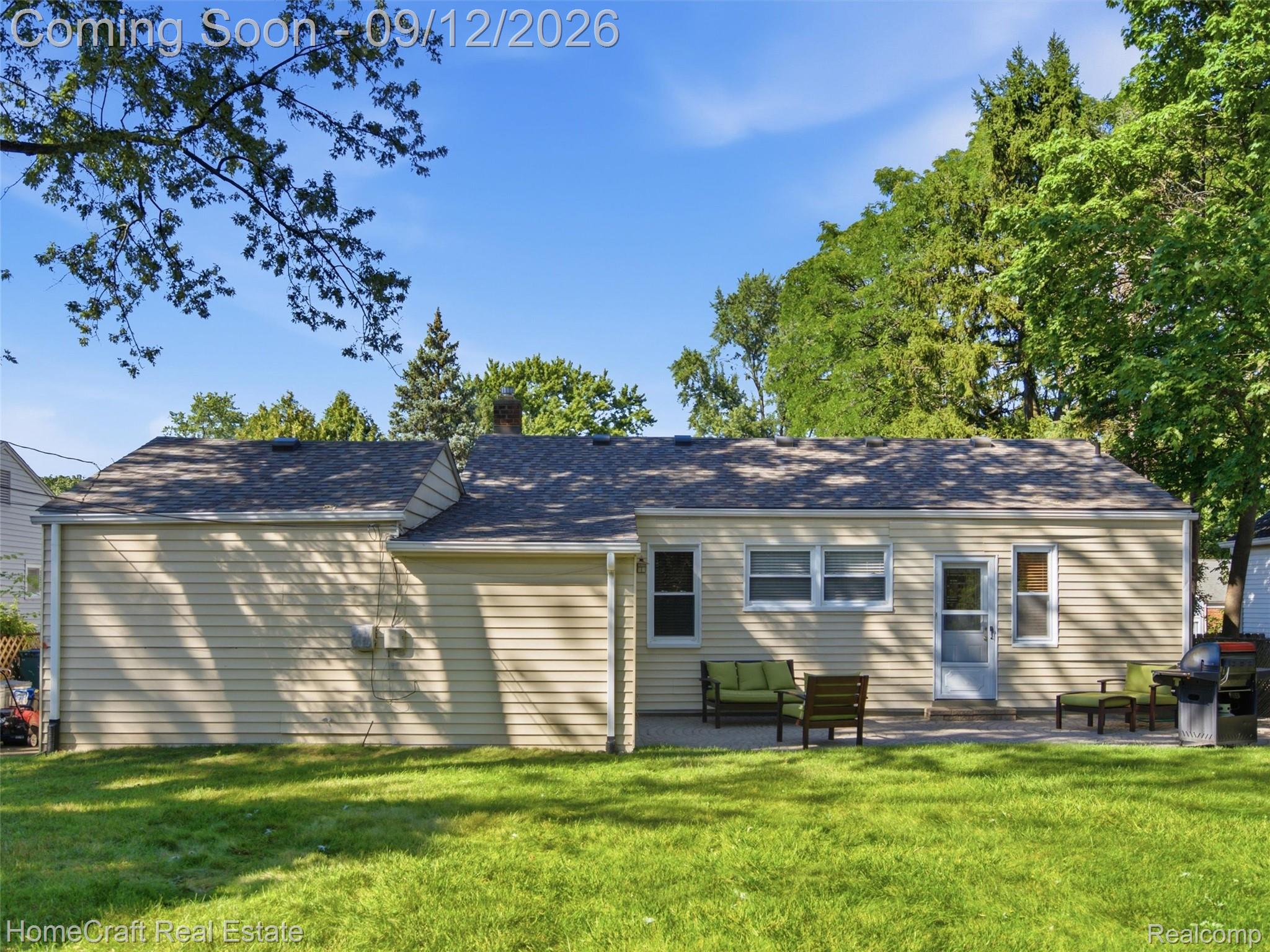 4139 Samoset Road Royal Oak, MI 48073 - Photo 33 of 34 33-DSC03552.jpg