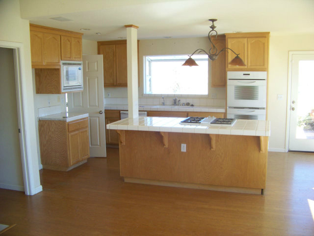 35600 Eagle Ridge Soledad, CA 93960 - Photo 3 of 10 Gallery Image 3
