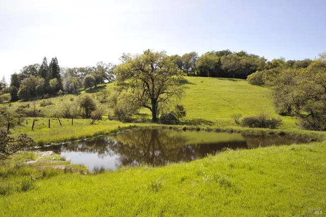 a view of an ocean view