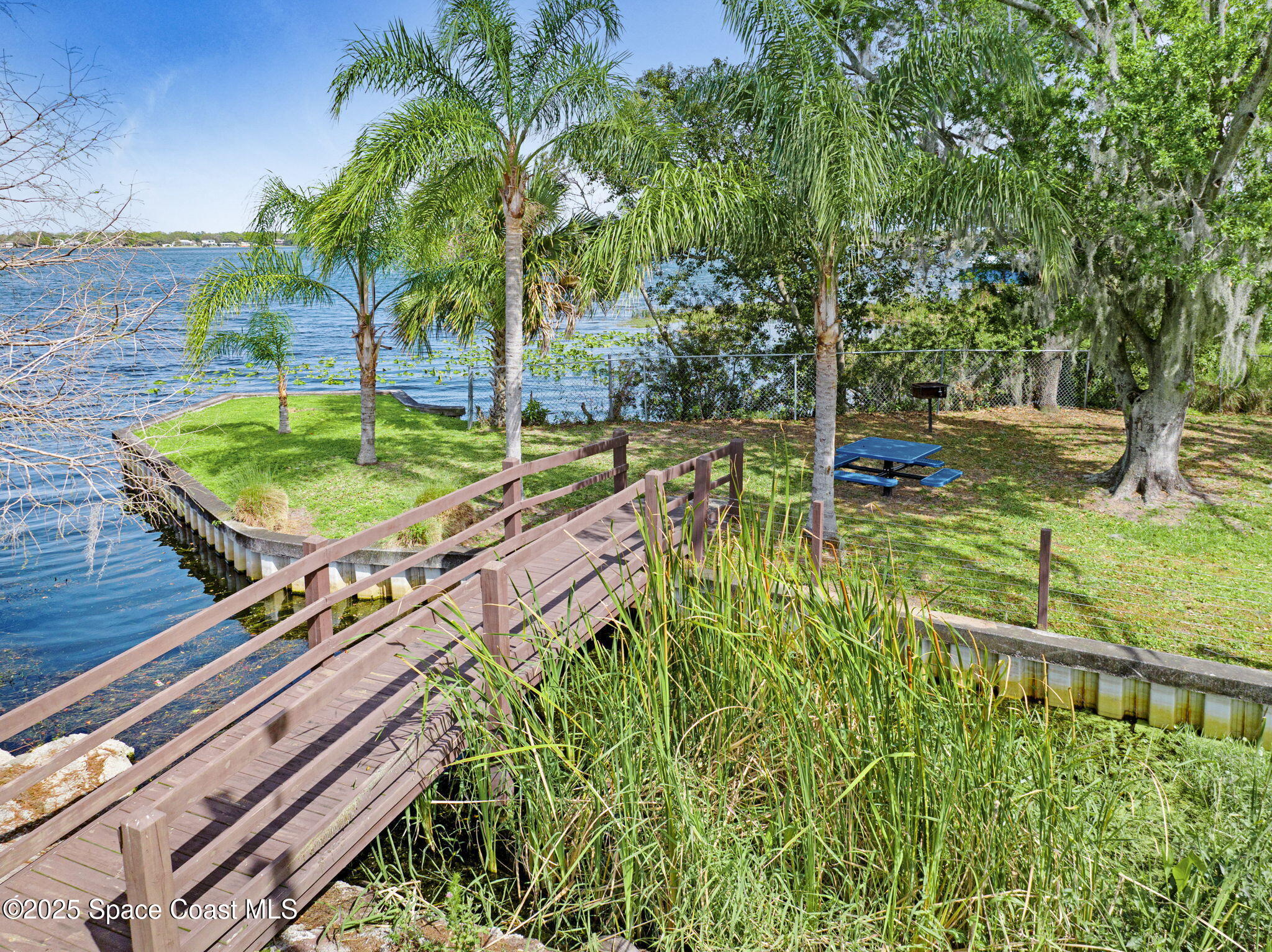 1804 Wind Willow Road Belle Isle, FL 32809 - Photo 6 of 55 Crossing bridge