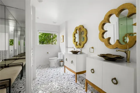 $2,950,000 | 411 Skyline Drive, West Lake Hills, TX 78746