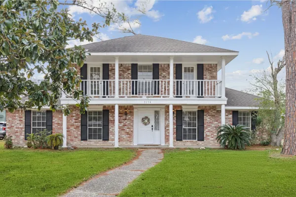 $2,200 | 2114 Briarview Drive, Houston, TX 77077