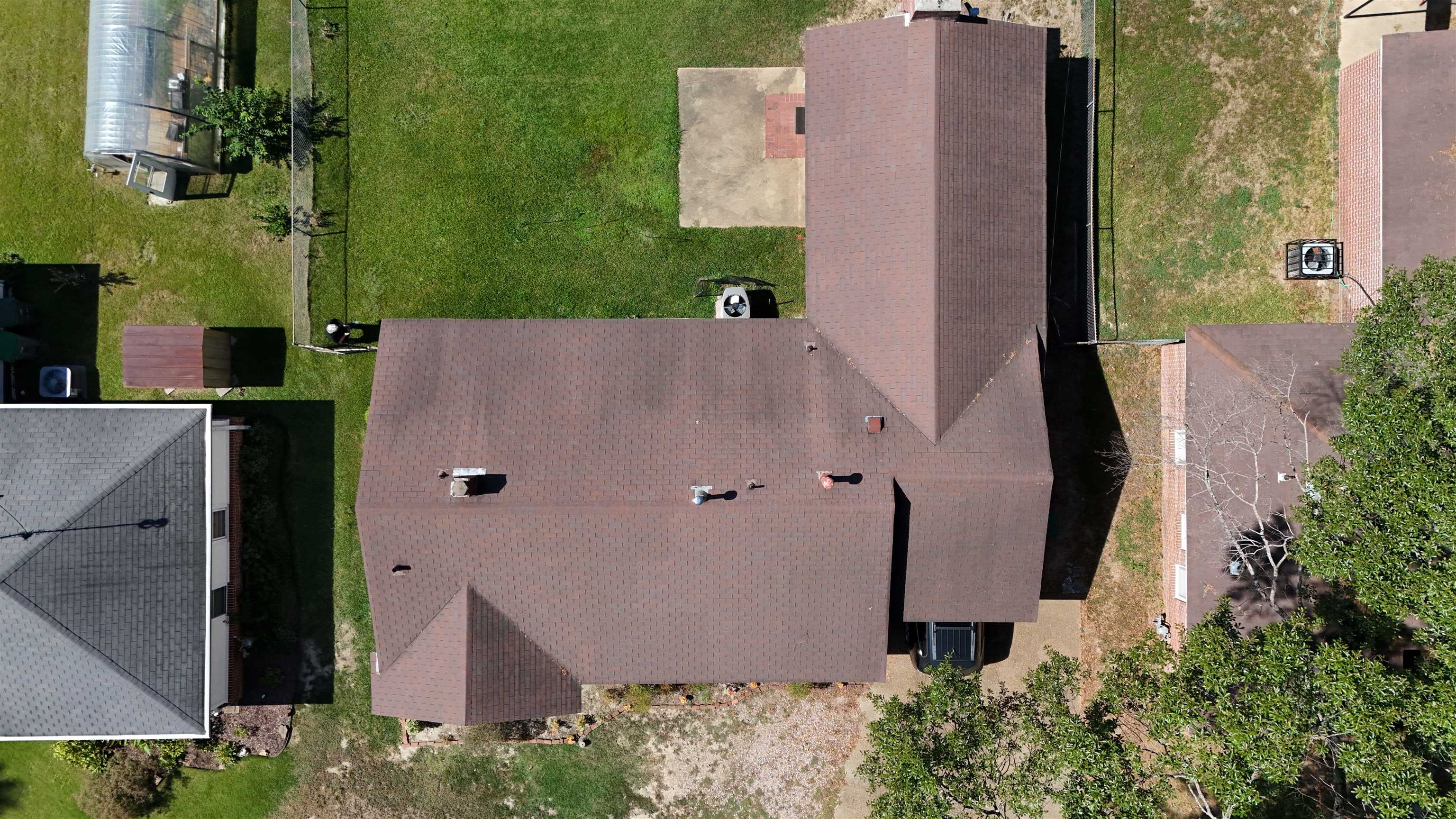 1263 South Perkins Road Memphis, TN 38117 - Photo 3 of 35 an aerial view of a house with yard and seating space