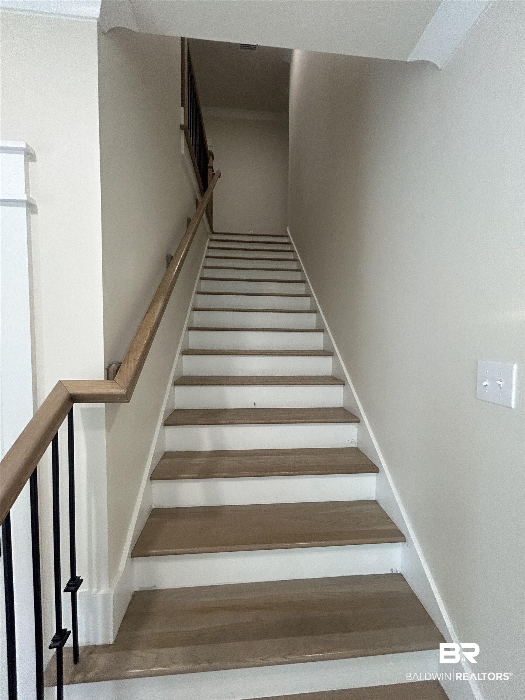 5122 Pine Road Orange Beach, AL 36561 - Photo 10 of 24 View of stairway