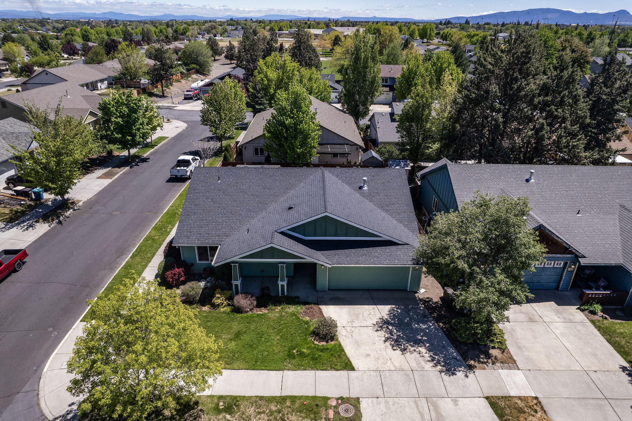 348 Northwest Antler Loop Redmond, OR 97756 - Photo 33 of 34 Corner lot with park access one block over