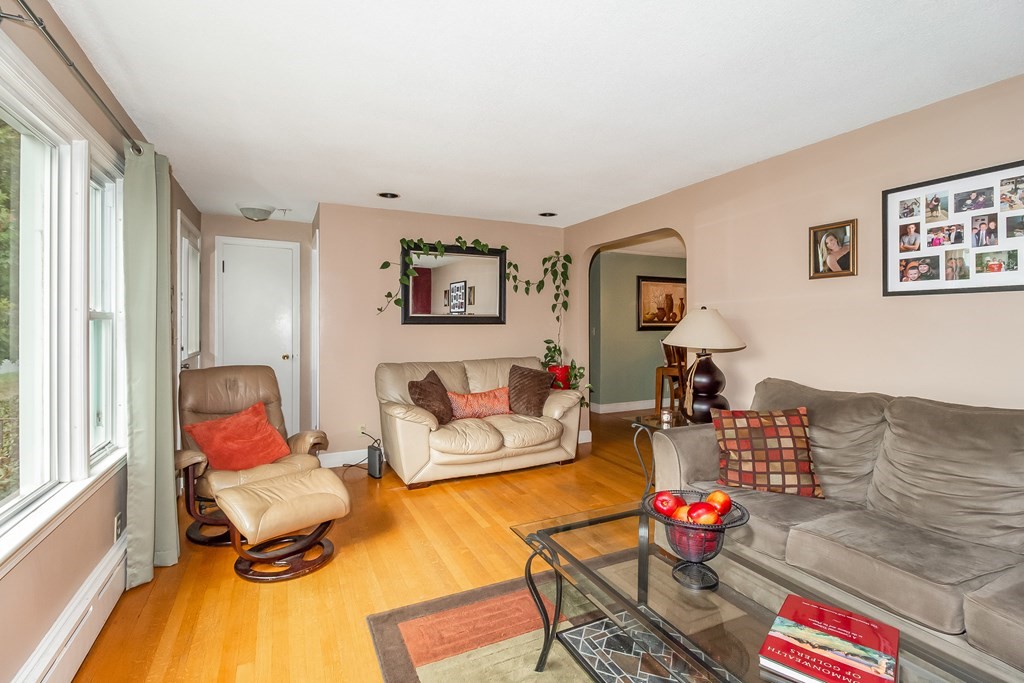 45 Franklin Road Longmeadow, MA 01106 - Photo 4 of 39