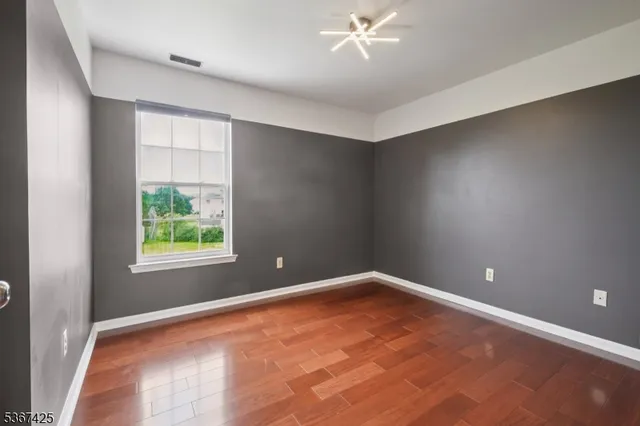 $4,800 | 5 Abate Court, Unit 1, Somerset, NJ 08873