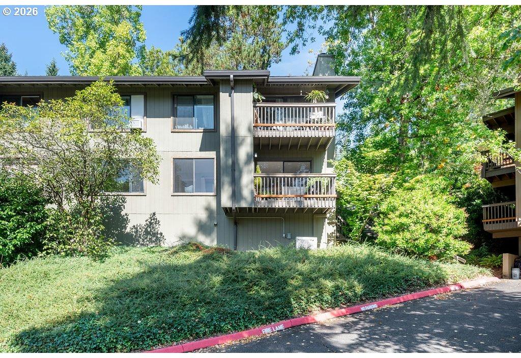 7542 Southwest Barnes Road, Unit C Portland, OR 97225 - Photo 1 of 23 Gallery Image 1
