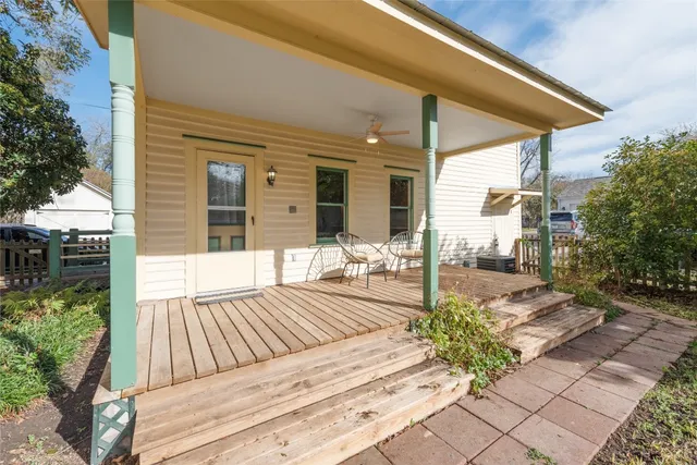 $1,500 | 705 Buttonwood Street, Bastrop, TX 78602