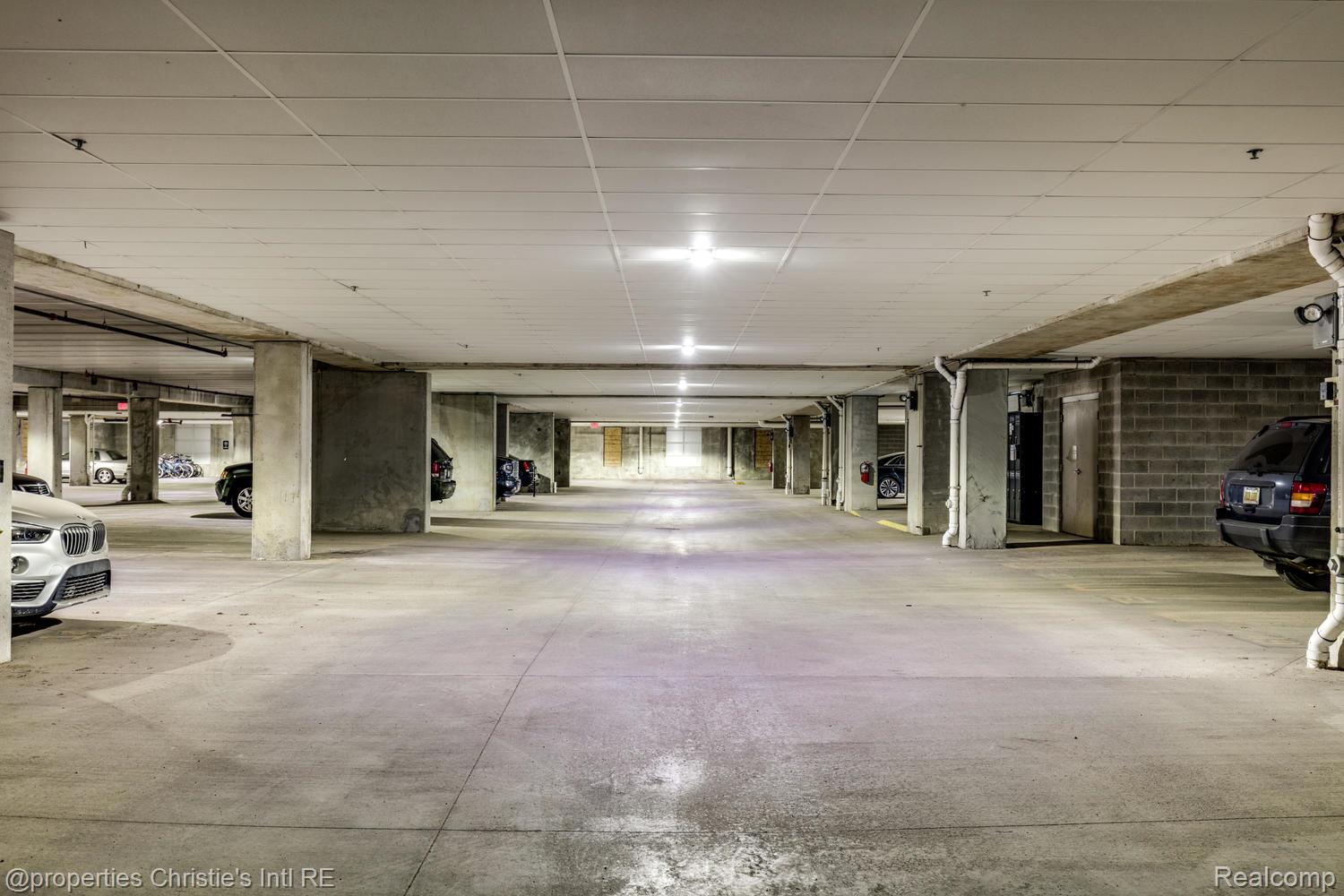 66 Winder Street, Unit 332 Detroit, MI 48201 - Photo 23 of 30 View of parking deck
