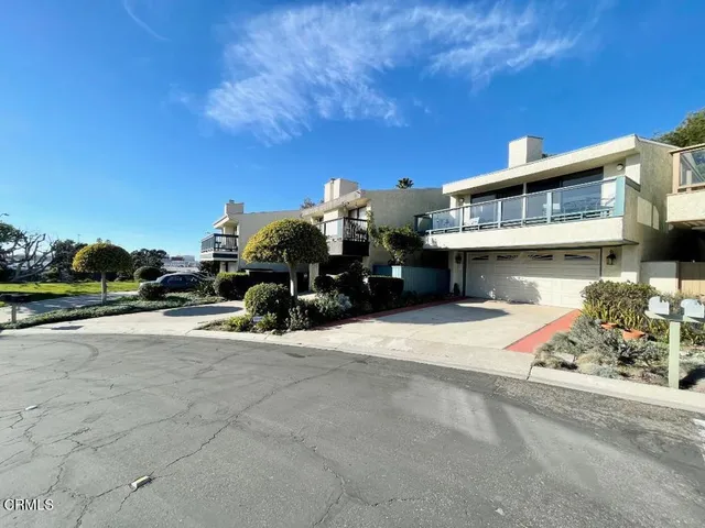 $3,900 | 127 Seaspray Way, Port Hueneme, CA 93041